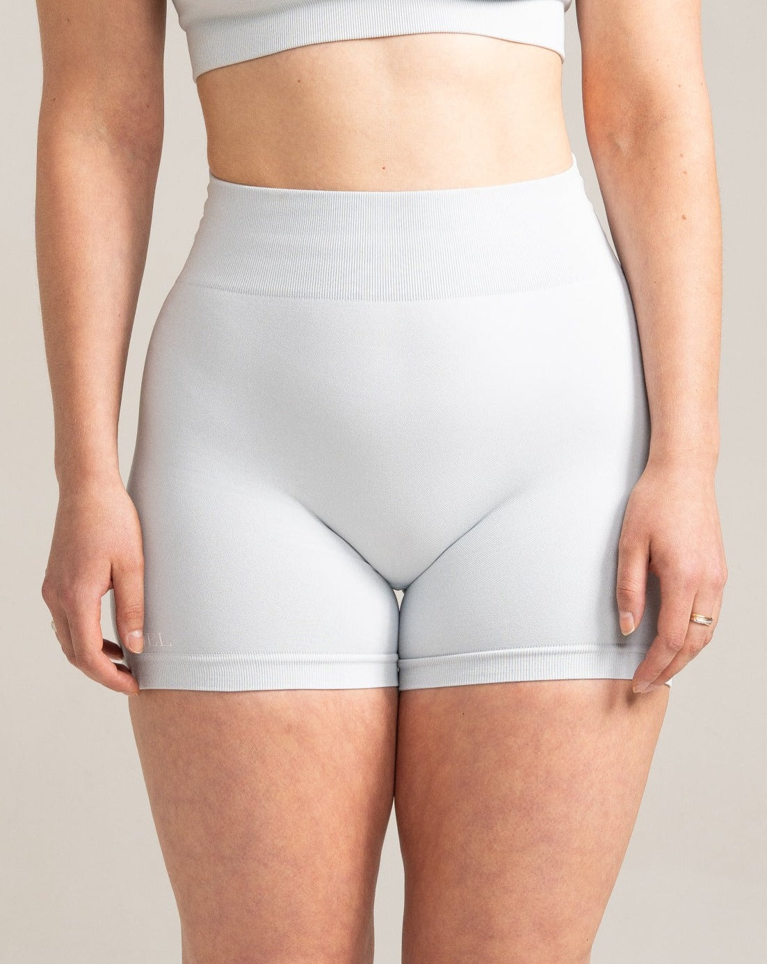 Everyday Seamless Shorts - Cloud Grey