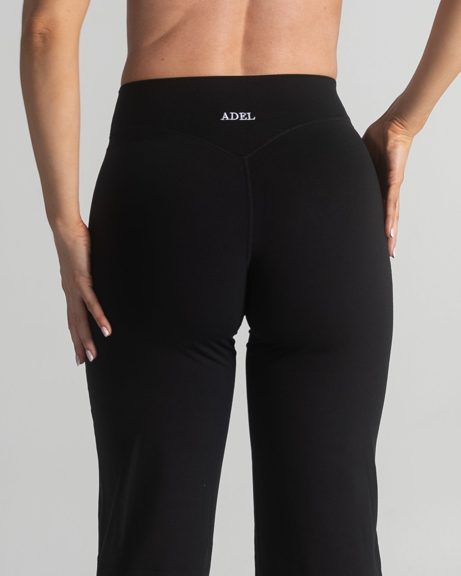 Timeless Soft Straight Pants - Black