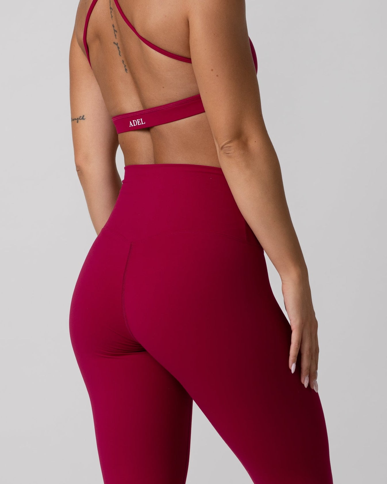 Timeless Leggings - Cherry